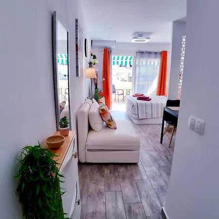 - Wonderful - Aircon Apartment